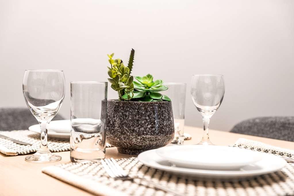 Domi Serviced Apartments เกลนเวฟเวอร์ลี ห้อง รูปภาพ